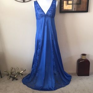 🔥MUST SEE🔥Vintage Full Sweep Blue Panels Long Maxi Nightgown Slip Dress Chemise